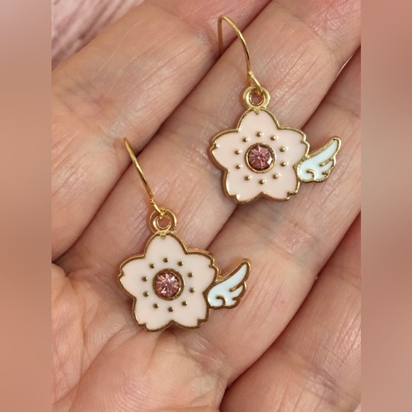 Pink Flower ￼Pink CZ in the middle￼With White Wing￼ Earrings Rose Gold Hooks - Picture 2 of 11